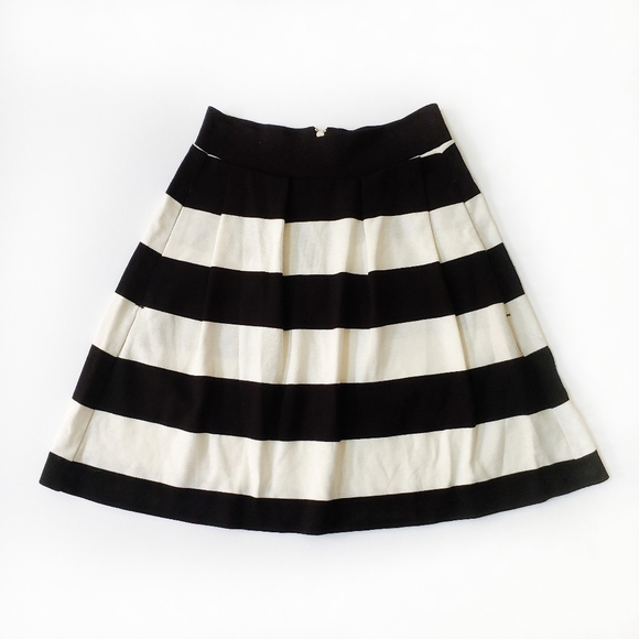 French Connection Black White Striped Skirt - Picture 2 of 7